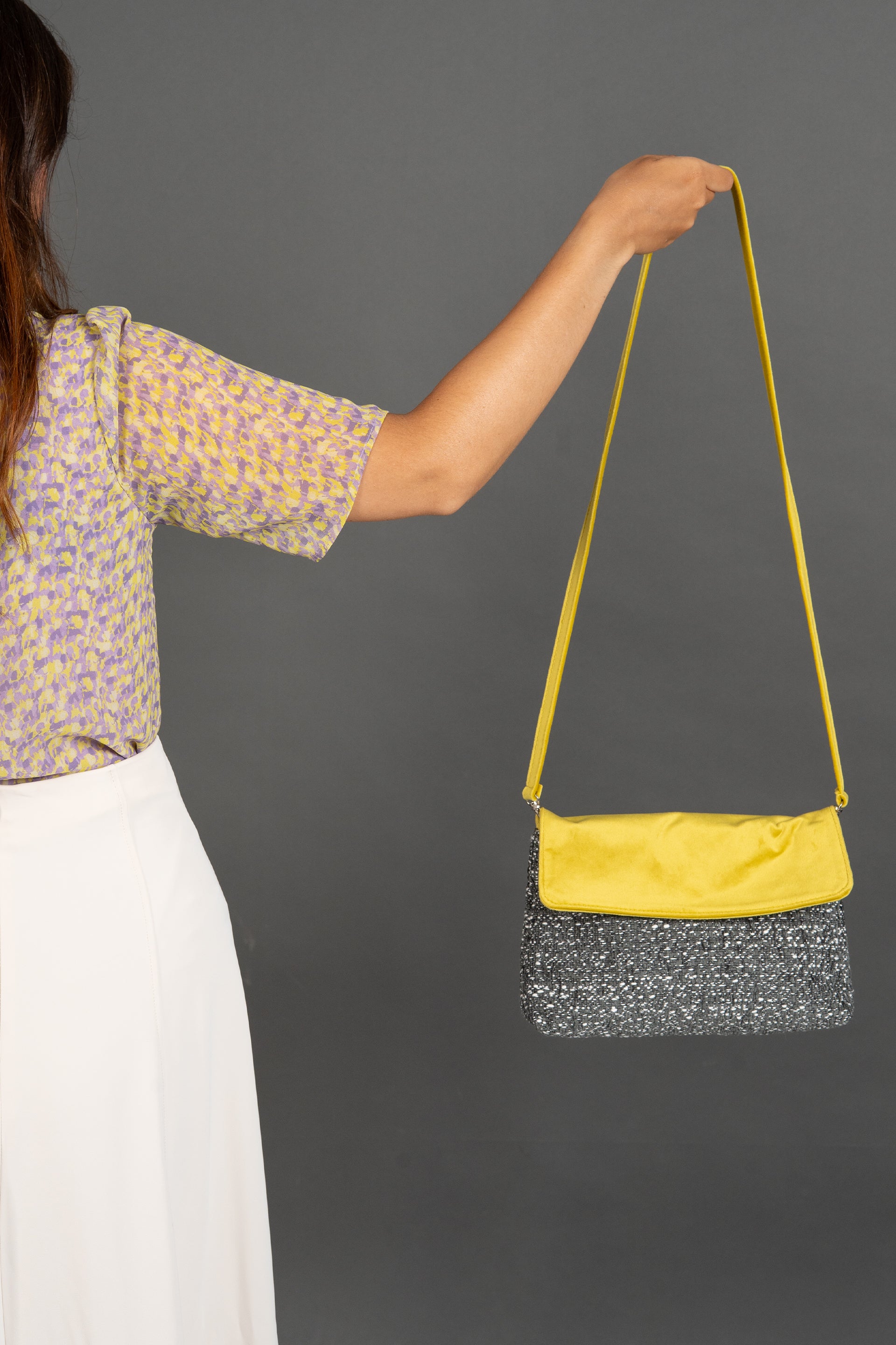 Aera Amarillo– Clutch artesanal edición limitada